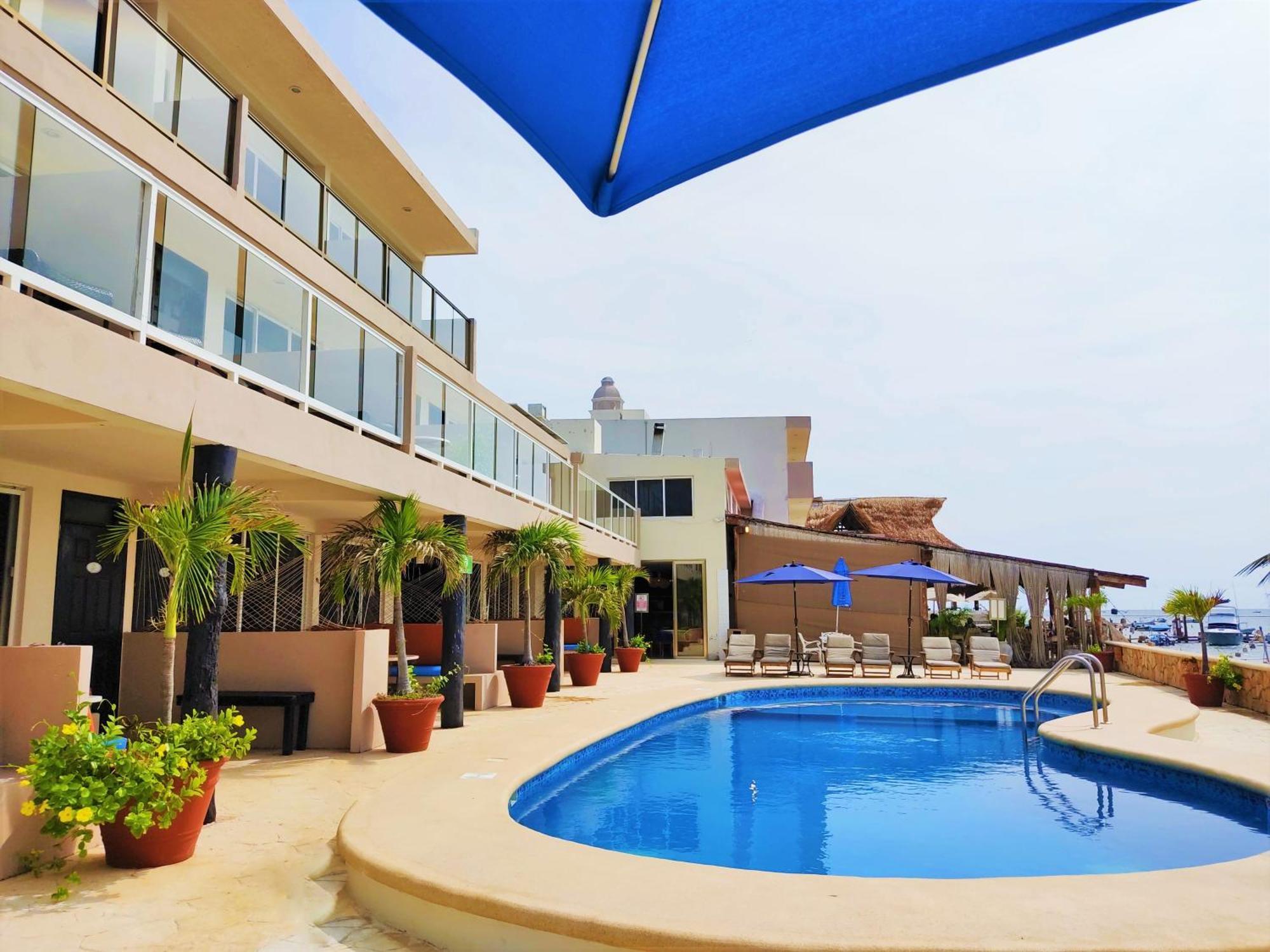 Hacienda Morelos Beachfront Hotel Puerto Morelos Exterior foto